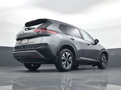 Used 2023 Nissan Rogue SV w/ SV Premium B Package image 25