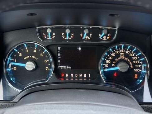 Used 2011 Ford F150 Lariat w/ Lariat Chrome Pkg image 22