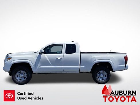 Certified 2021 Toyota Tacoma SR w/ SR Convenience Package AWD/4WD image 5