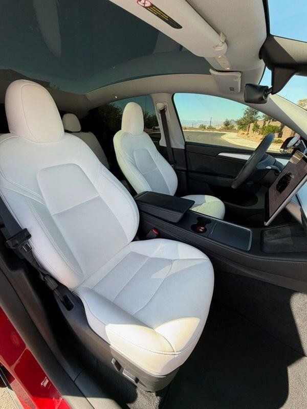 Used 2023 Tesla Model Y Long Range AWD/4WD image 5