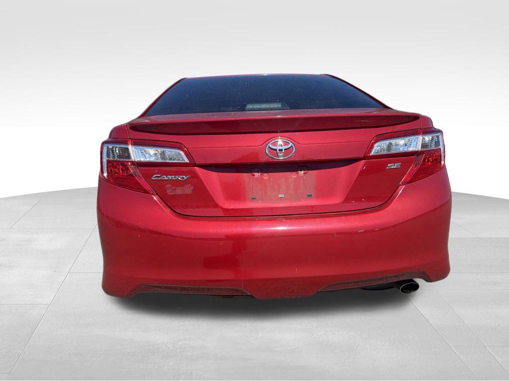 Used 2014 Toyota Camry SE FWD image 33