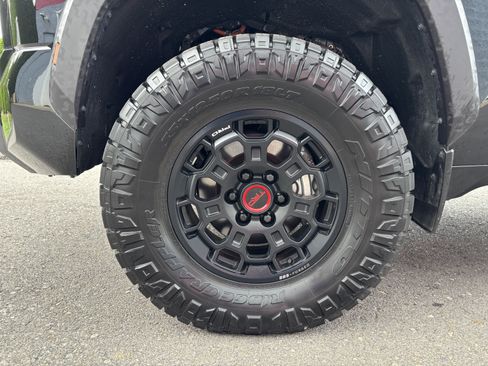 Used 2025 Toyota Tundra TRD Pro w/ Tow Tech Package AWD/4WD image 10