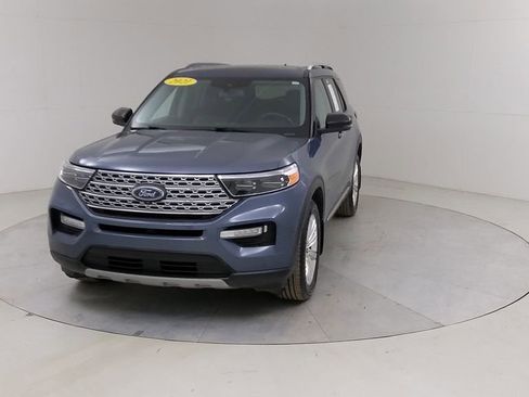 Certified 2021 Ford Explorer Limited image 11
