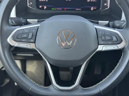 Used 2023 Volkswagen Atlas SE w/ Black Wheel Package AWD/4WD image 13