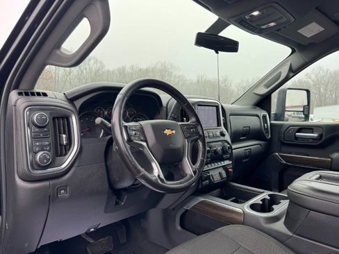 Used 2021 Chevrolet Silverado 3500 LT w/ Convenience Package image 14