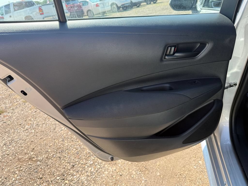 Used 2024 Toyota Corolla LE FWD image 32