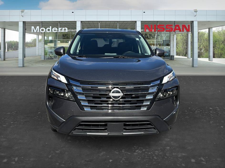Certified 2025 Nissan Rogue SV AWD/4WD image 8