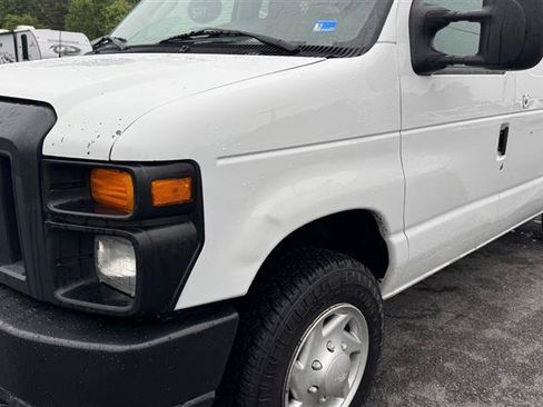 Used 2013 Ford E-150 and Econoline 150 RWD image 13