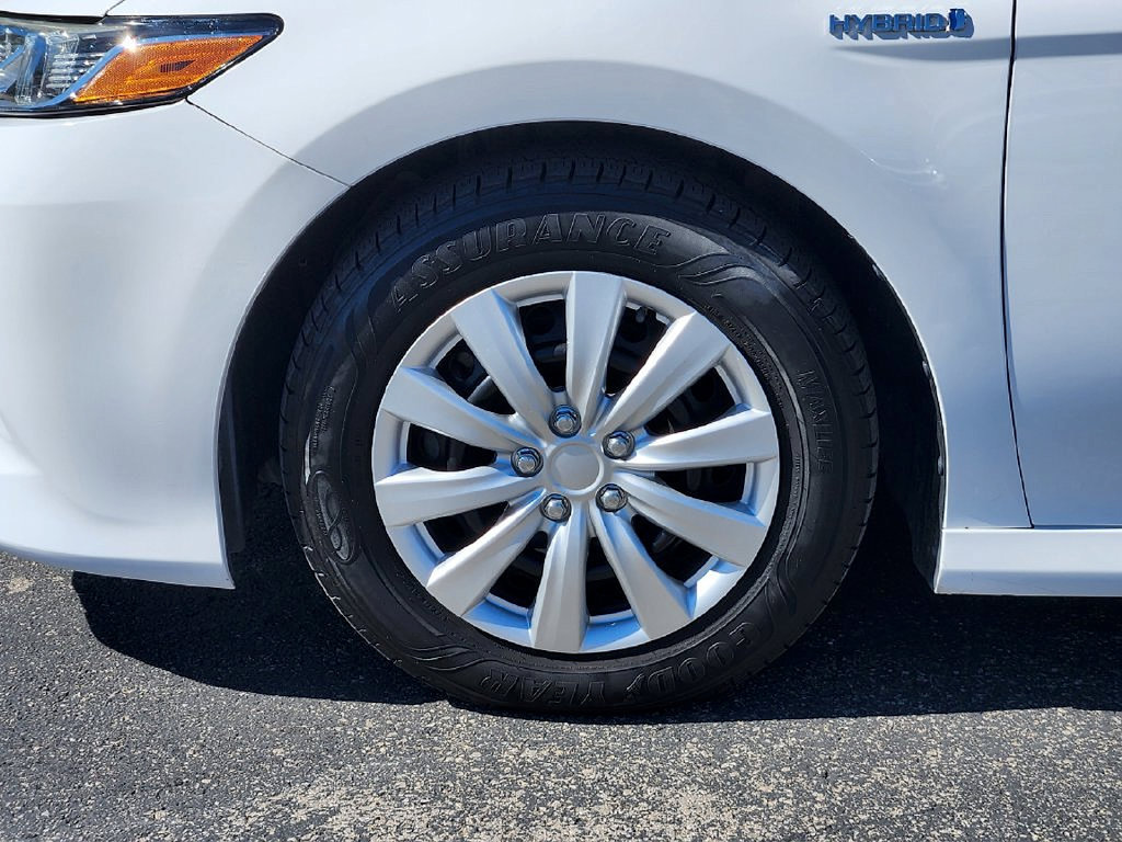 Used 2020 Toyota Camry LE w/ Fleet Convenience Package FWD image 10