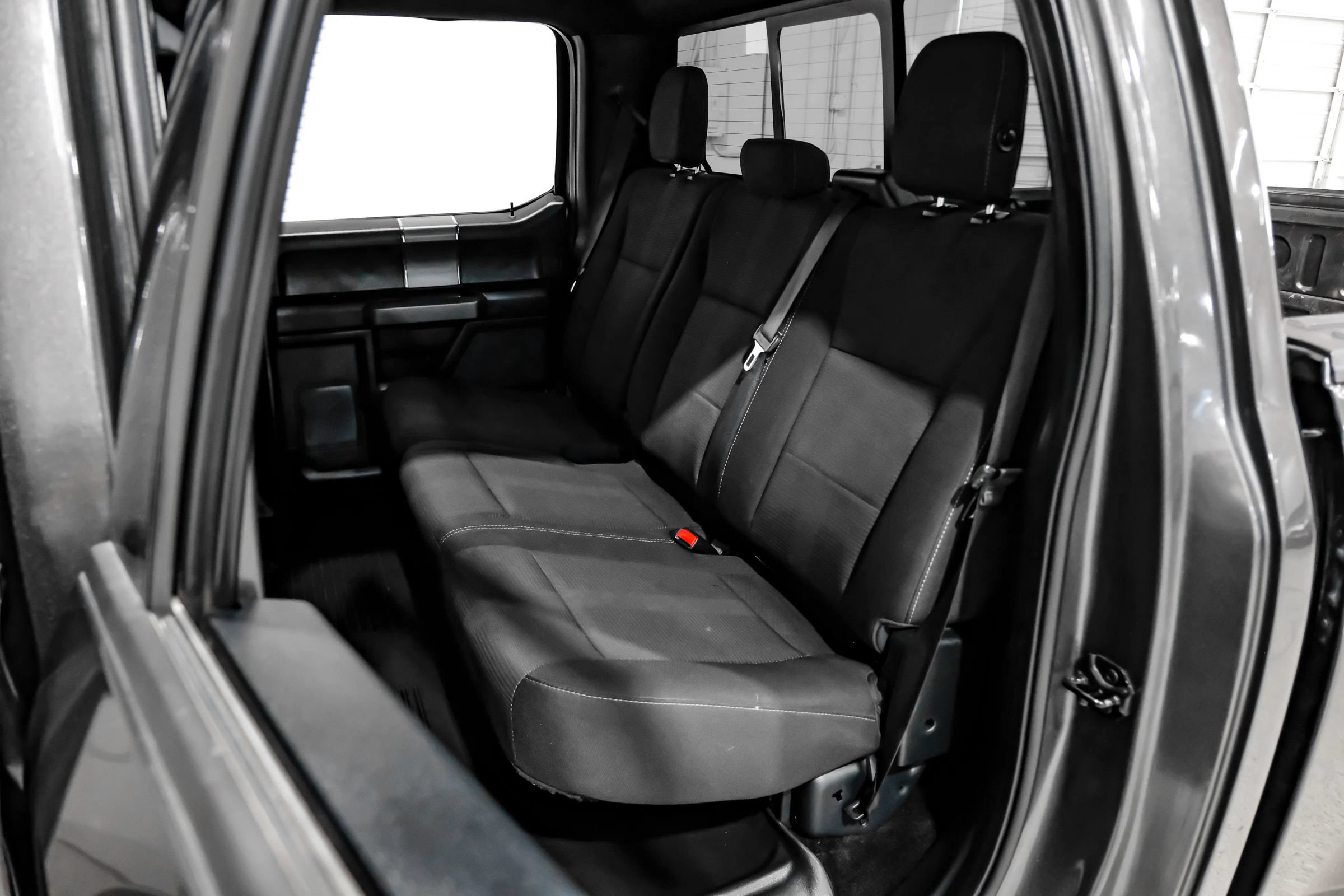Used 2017 Ford F150 XLT w/ Equipment Group 302A Luxury AWD/4WD image 48