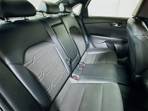 Used 2020 Kia Forte GT-Line image 24