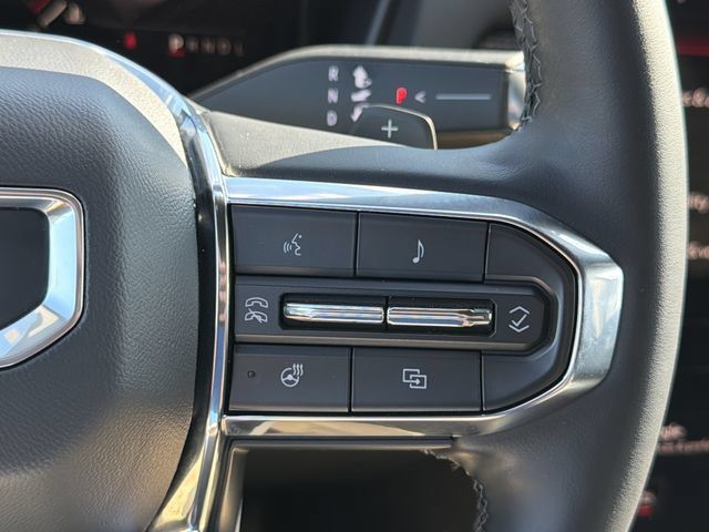Used 2025 GMC Terrain Elevation AWD/4WD image 21