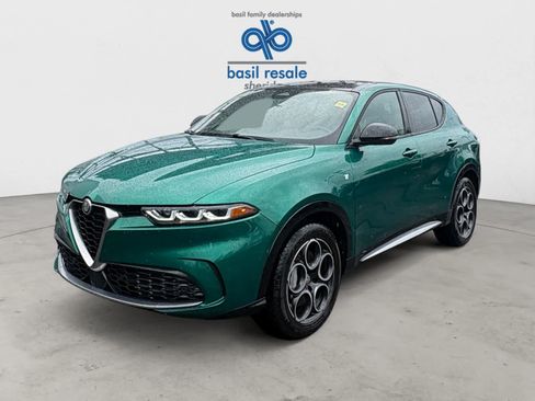Used 2024 Alfa Romeo Tonale Ti AWD/4WD image 2