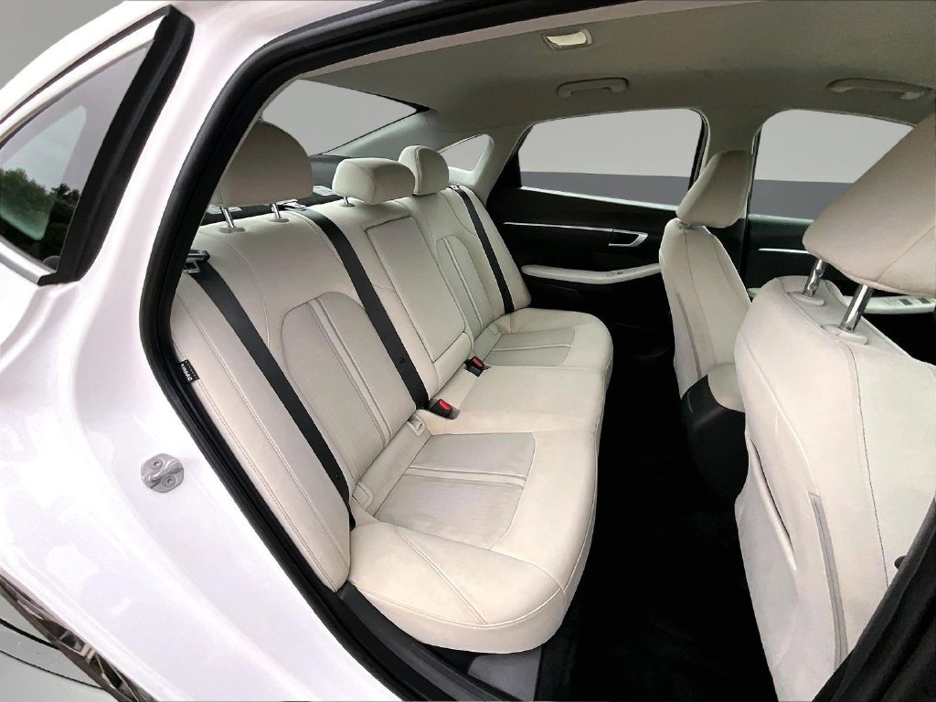 Used 2025 Hyundai Sonata SEL FWD image 27