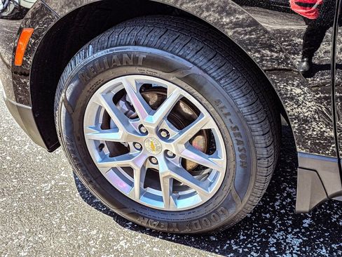 Used 2022 Chevrolet Equinox LT image 8