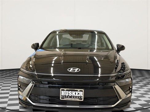 Used 2025 Hyundai Sonata SEL image 3