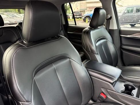 Used 2024 Jeep Grand Cherokee Limited AWD/4WD image 26