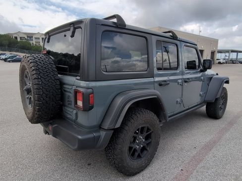 Used 2024 Jeep Wrangler Unlimited AWD/4WD image 5