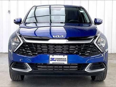 Used 2023 Kia Sportage EX FWD image 3