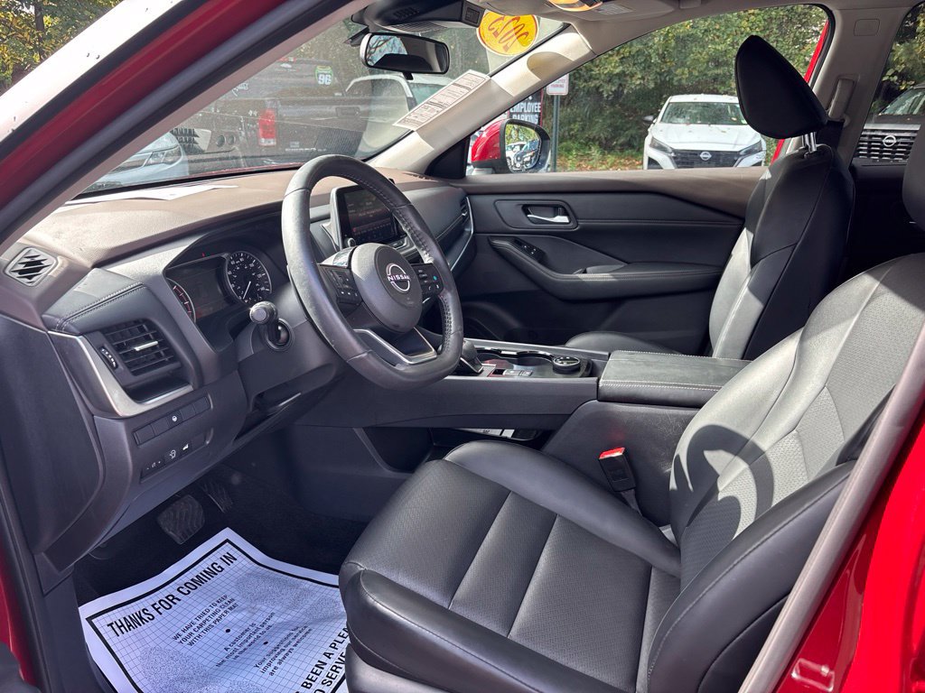 Certified 2023 Nissan Rogue SV w/ SV Premium B Package AWD/4WD image 9