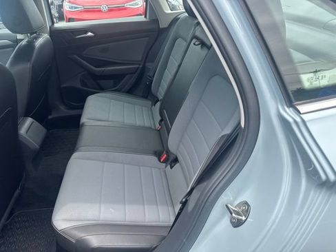 Used 2025 Volkswagen Jetta SE w/ Black Wheel Package FWD image 7