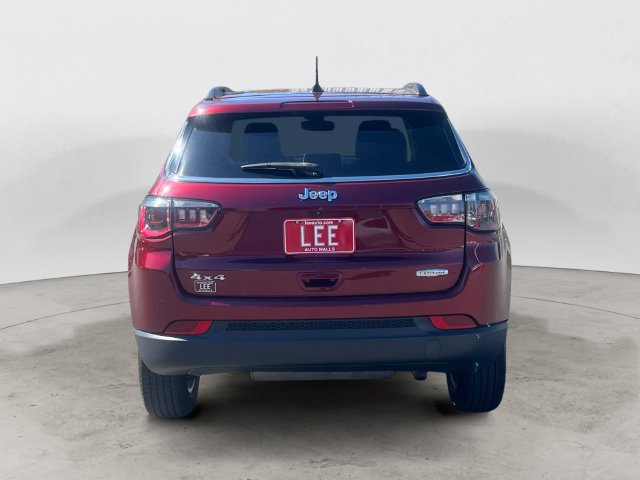 Used 2022 Jeep Compass Latitude AWD/4WD image 4