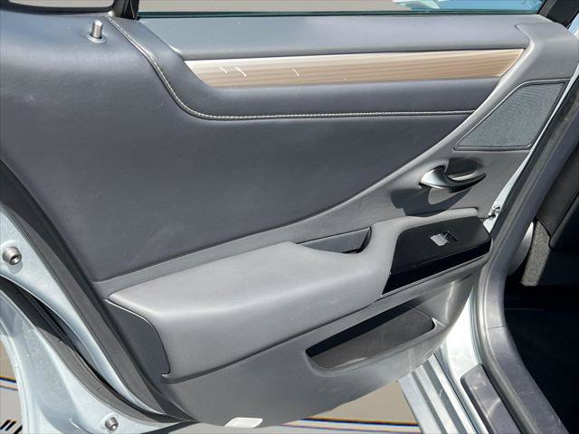 Certified 2023 Lexus ES 350 F Sport FWD image 22