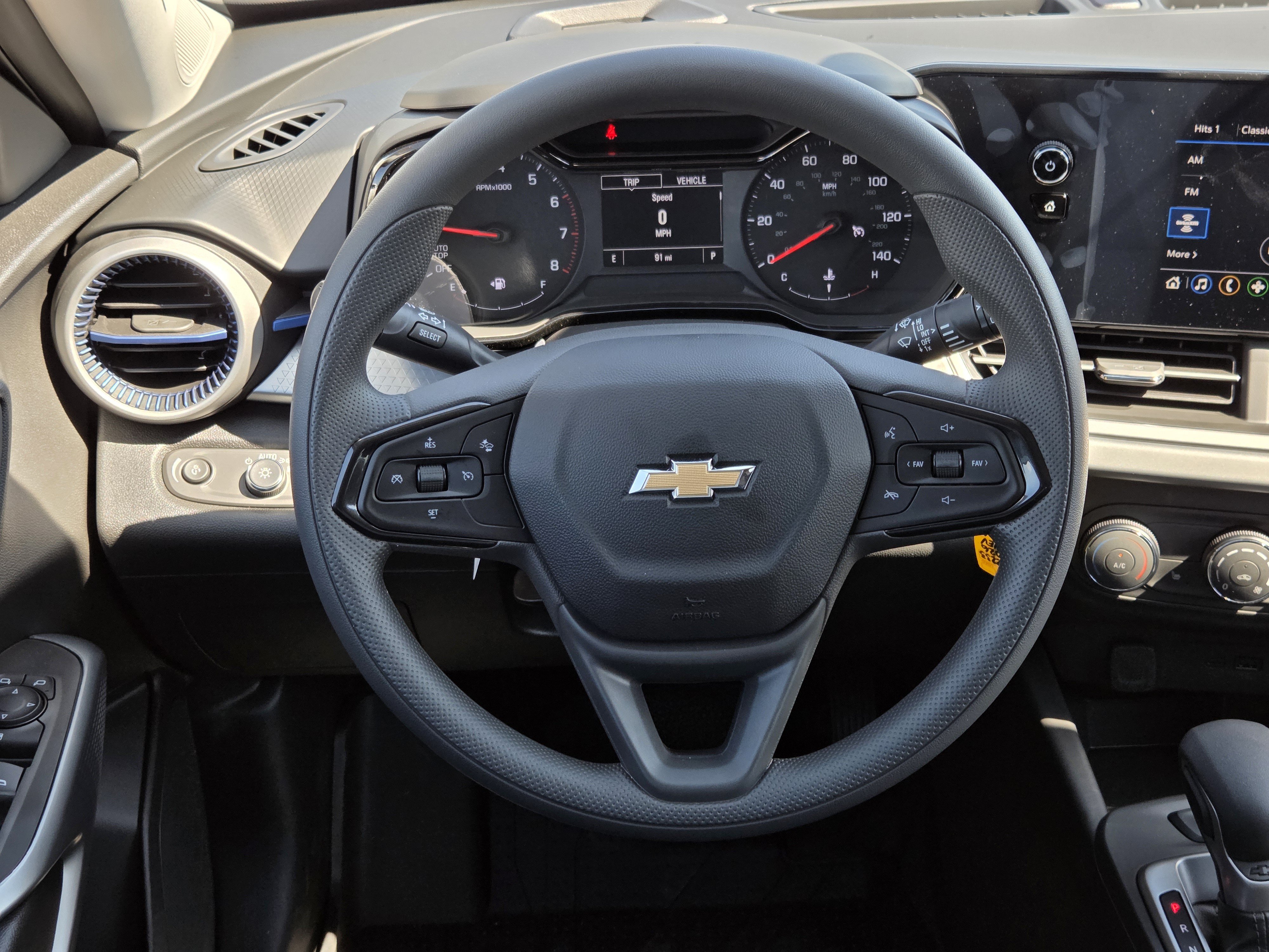 New 2026 Chevrolet Trax LS w/ LS Convenience Package FWD image 16