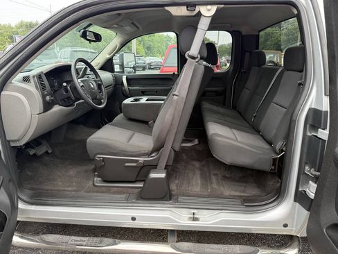 Used 2012 Chevrolet Silverado 1500 LS RWD image 6