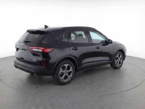 Used 2025 Ford Escape ST-Line image 9