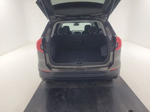 Used 2019 GMC Terrain SLE w/ Driver Convenience Package FWD image 29