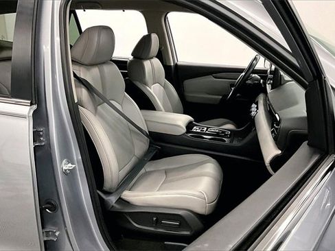 Used 2023 Honda Pilot EX-L image 7