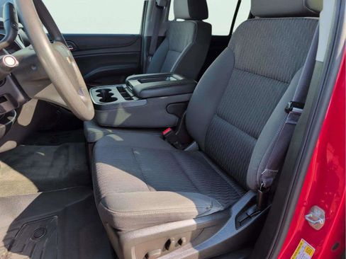 Used 2015 Chevrolet Suburban Fleet image 9