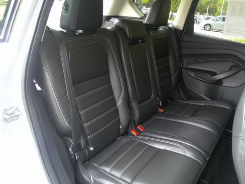 Used 2018 Ford Escape SEL image 45