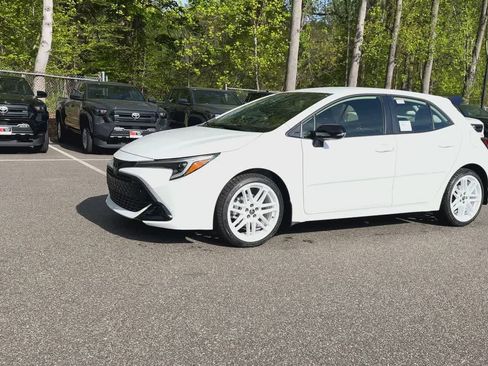 New 2026 Toyota Corolla SE FWD image 4