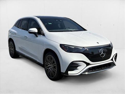 New 2026 Mercedes-Benz EQE 320 4MATIC SUV image 3