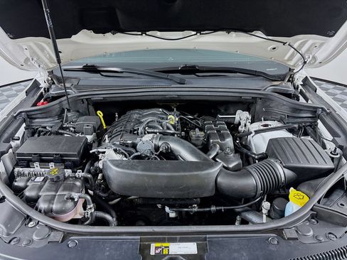 Used 2020 Jeep Grand Cherokee Limited AWD/4WD image 29