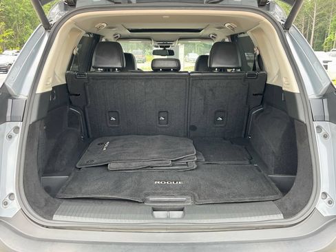 Used 2023 Nissan Rogue Platinum w/ Platinum Premium Package FWD image 32
