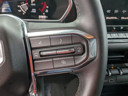 Certified 2024 GMC Canyon Elevation w/ Elevation Premium Package image 23