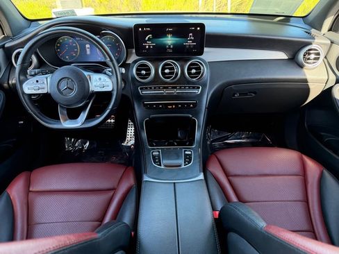 Certified 2022 Mercedes-Benz GLC 300 image 28