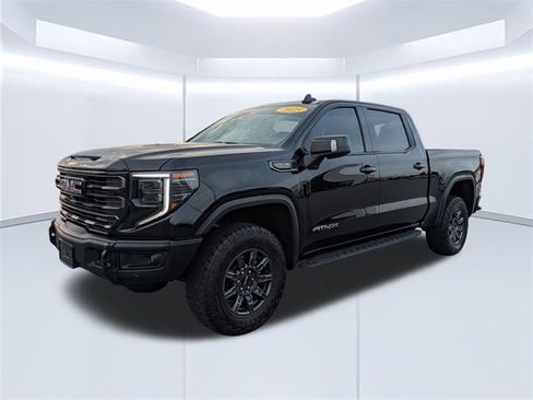 Used 2024 GMC Sierra 1500 AT4X image 9