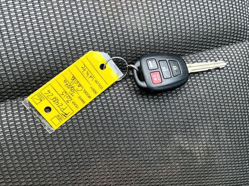 Used 2015 Toyota Corolla S image 14