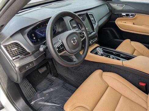 Used 2023 Volvo XC90 T8 Ultimate image 10