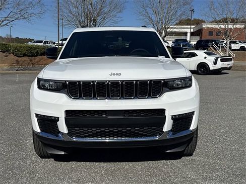 New 2025 Jeep Grand Cherokee L Limited image 2