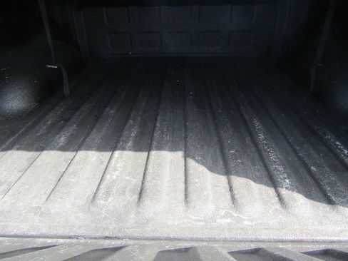 Used 2017 RAM 1500 Laramie w/ Convenience Group image 20