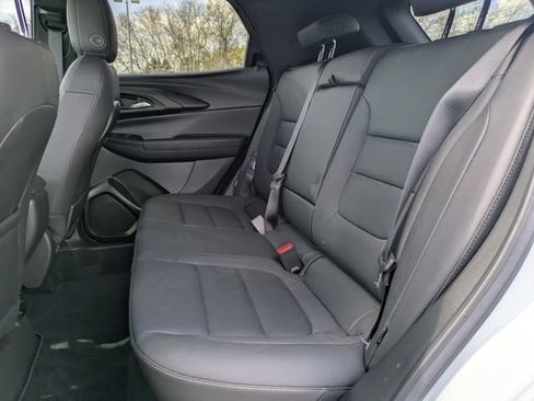 Used 2023 Chevrolet TrailBlazer ACTIV image 14