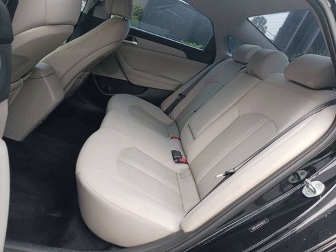 Used 2016 Hyundai Sonata SE FWD image 14