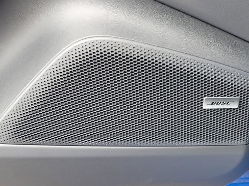 New 2026 Porsche Macan 4 Electric AWD/4WD image 24