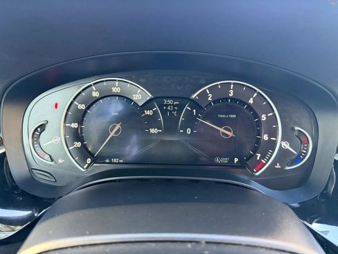 Used 2018 BMW 530i xDrive 530i xDrive Sedan 4D image 21