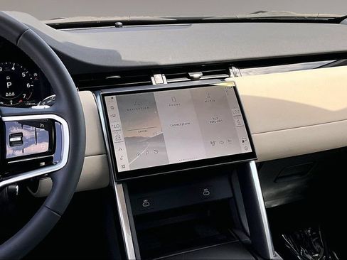 Certified 2025 Land Rover Discovery Sport S AWD/4WD image 9